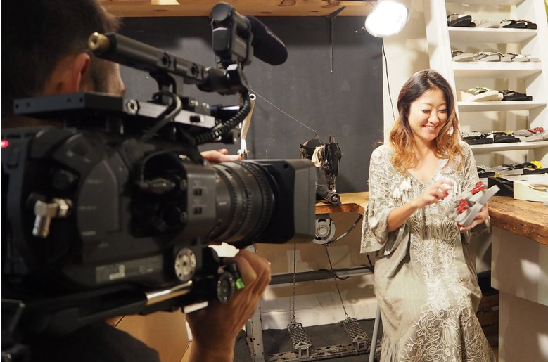 New Fashion Classes and Tours! ①