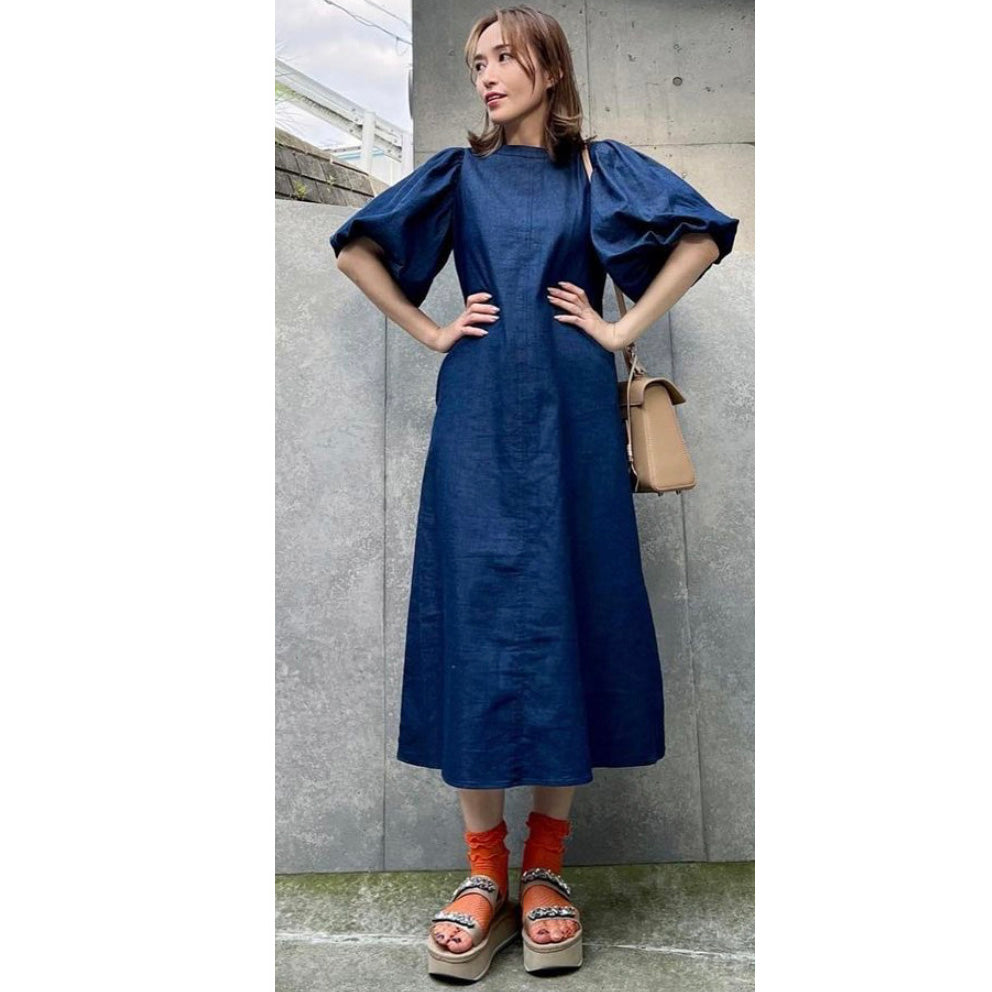 Ver 2 TOKYO Fashion Model wearing Platform _Blue dress and sandals OOTD
