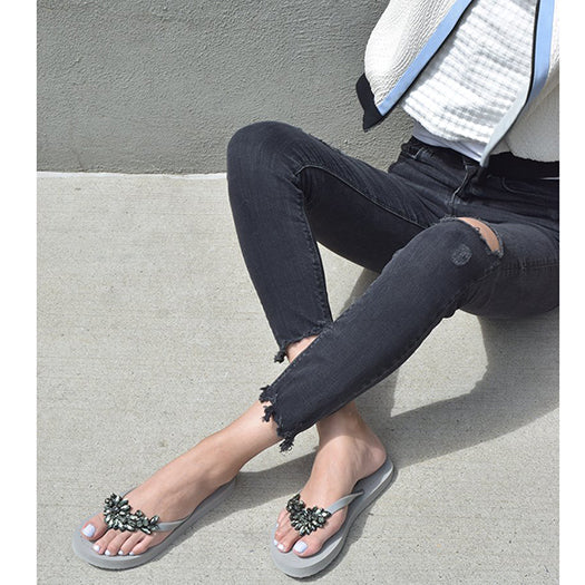 Bloom Black Crystal Flat Sandals – Handcrafted in New York: Manhattan Flat Flip Flops Sandal