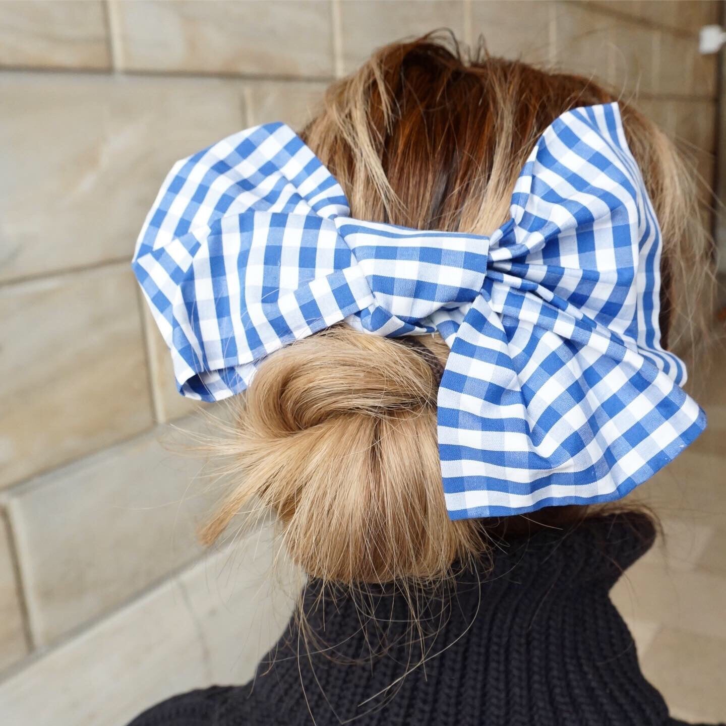 Blue and white gingham check