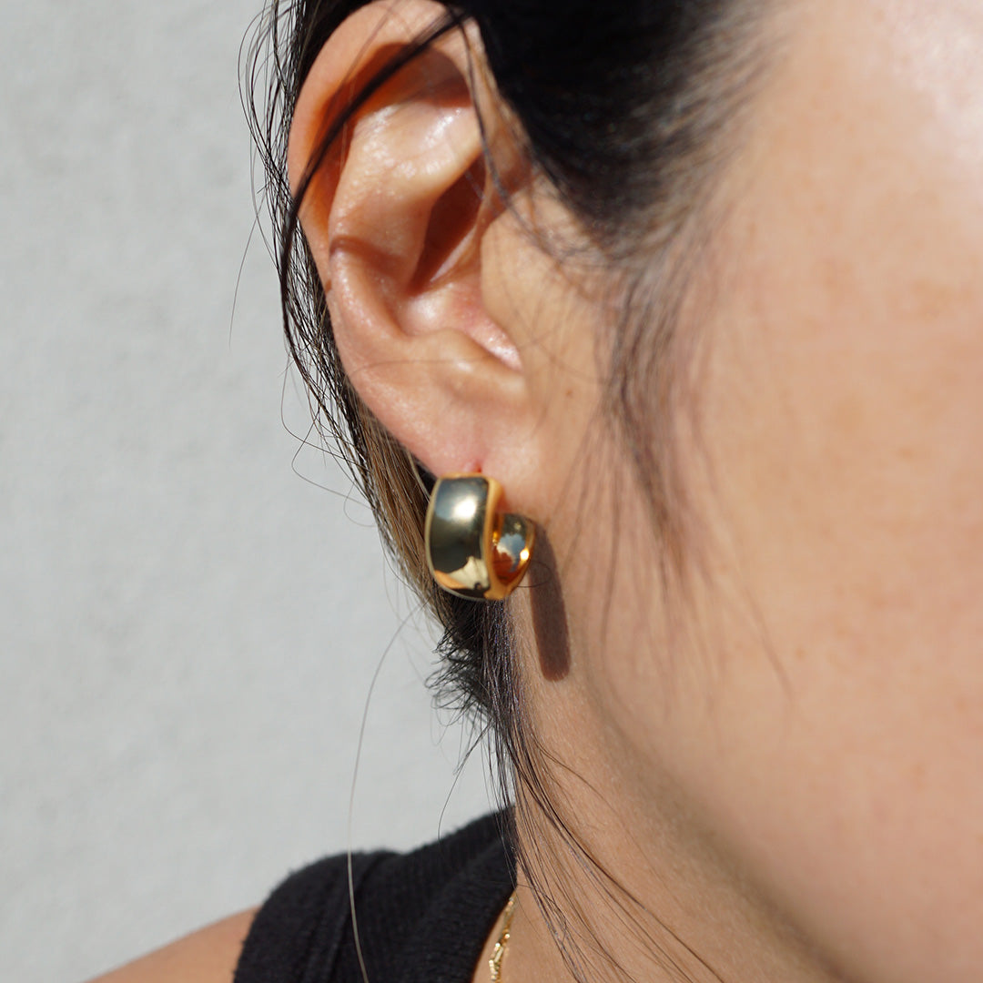 Earrings: Wide 14K Gold Hoop